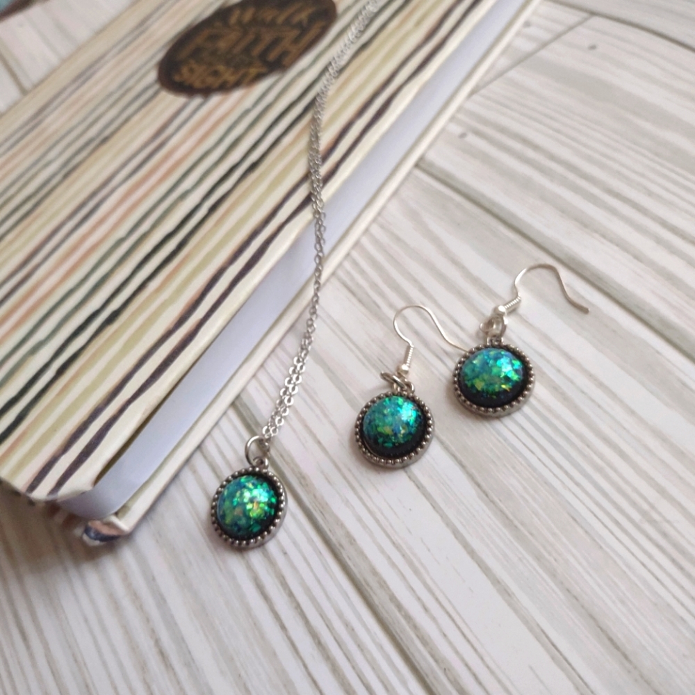 Multi colored gem necklace and earring set